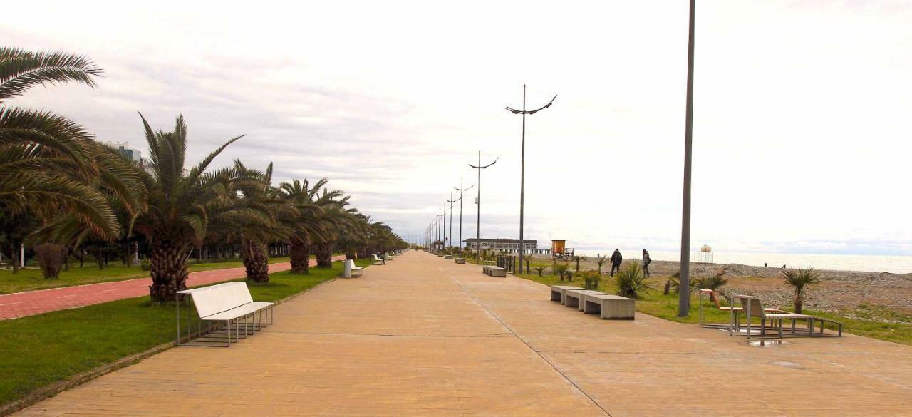 Orbi Sea Towers Apartments Batumi Exterior foto